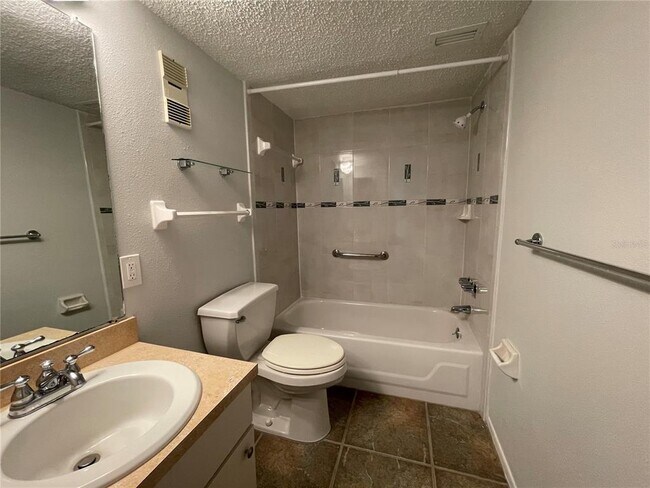 Building Photo - 5503 Pokeweed Ct