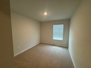 Building Photo - 124 Rae Ct