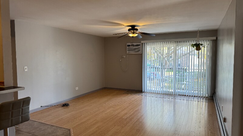 Building Photo - 9-S125 Lake Dr