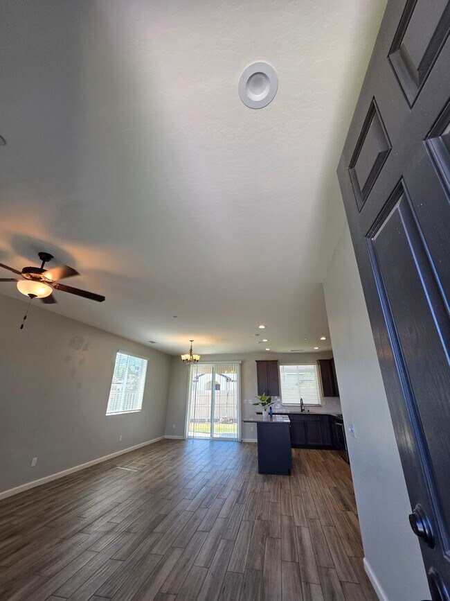 Building Photo - 3949 W Nellis Ave