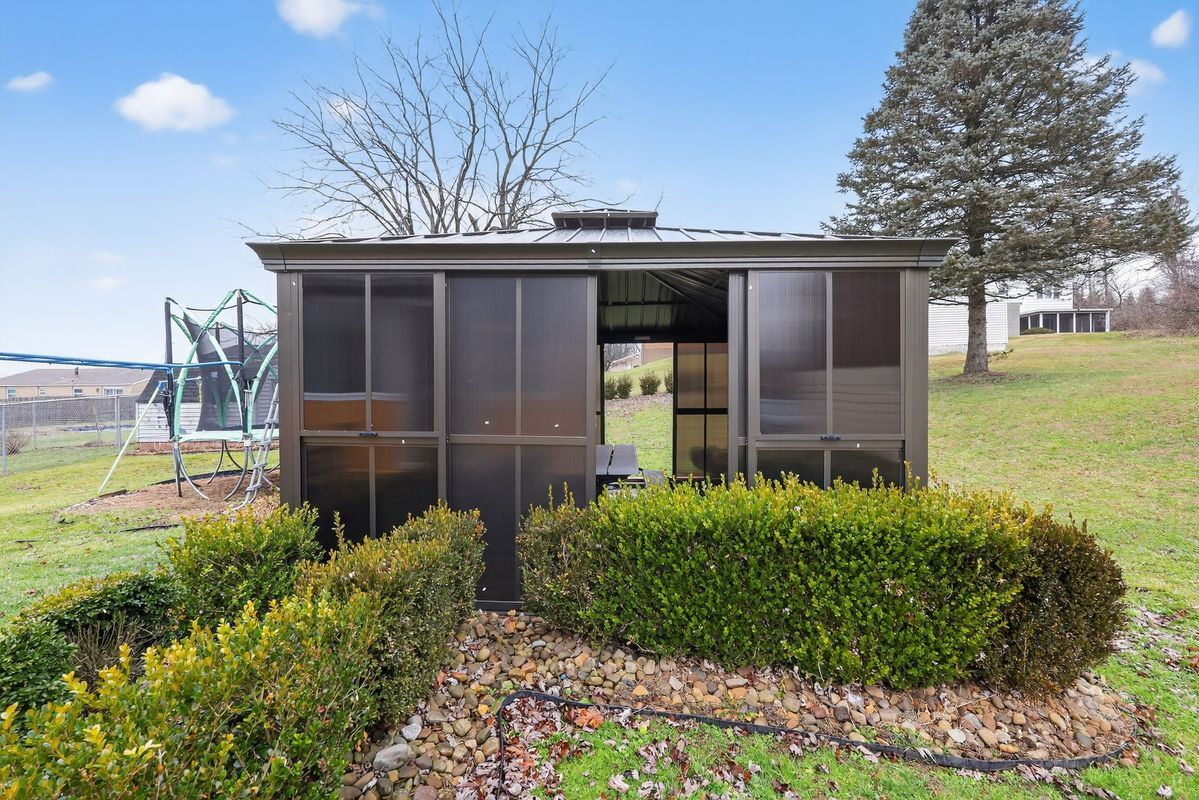 Building Photo - 213 Tilford Rd