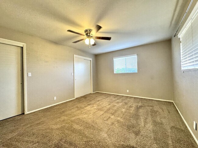 Building Photo - BEAUTIFUL 2 BEDROOM IN DREAMLAND VILLAS 55...