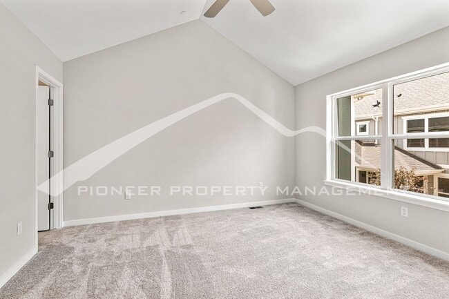 Building Photo - Beautiful Home with 2 Car Garage and Central A/C