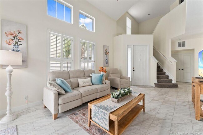 Building Photo - 10627 SW Cam Run