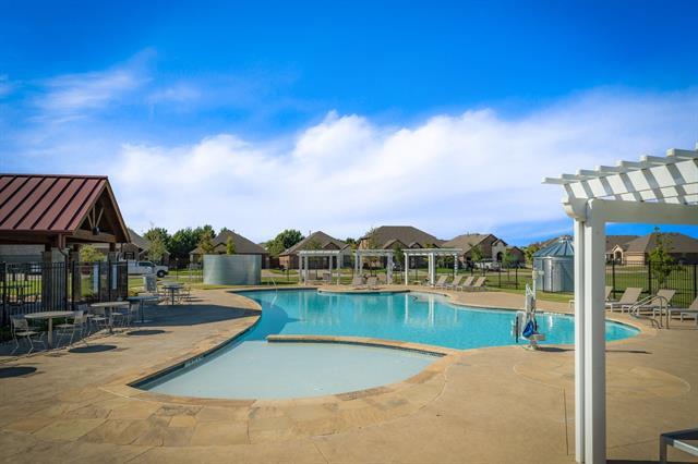 Building Photo - 3408 Sabine Dr