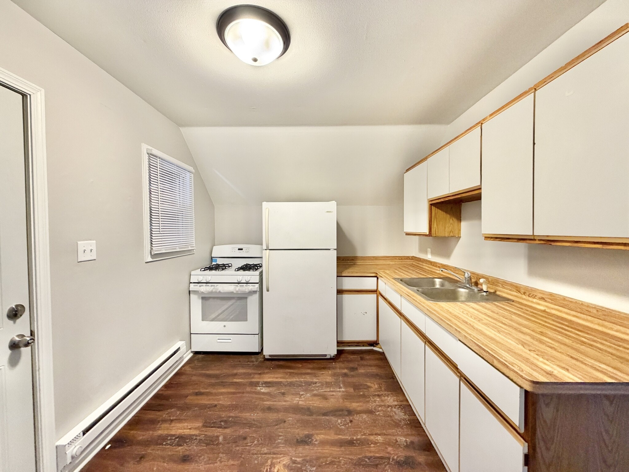 Building Photo - 1310 Copeland Ave