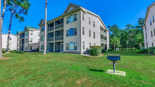 Building Photo - 549 Blue Stem Dr