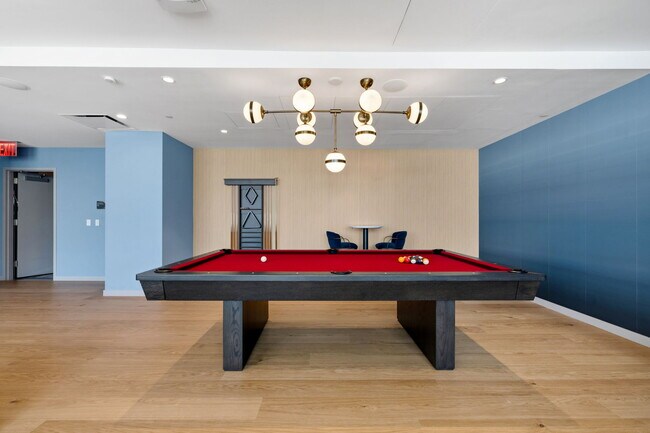 Building Photo - 400 Central Ave