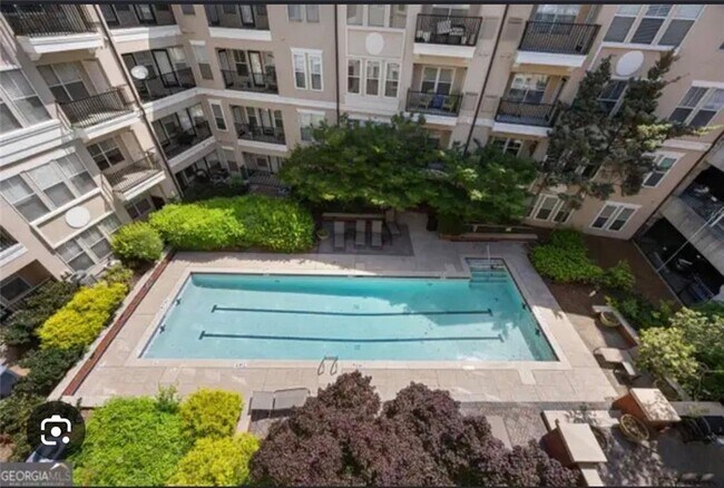 Building Photo - 1850 Cotillion Dr