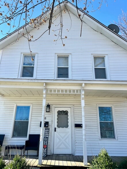 Building Photo - 233 East 19th Street
