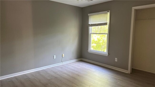 Building Photo - 205 Foe Creek Ct