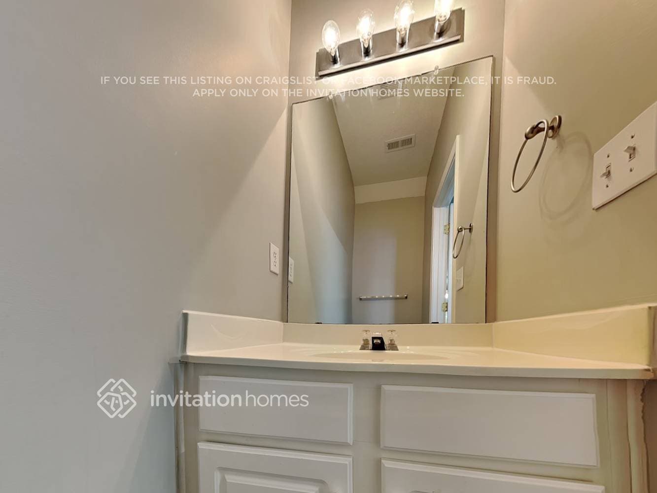 Building Photo - 8028 Stoneham Ct