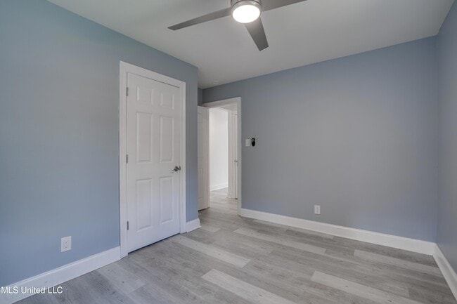 Building Photo - 1076 Lilinoe Way