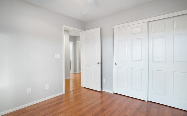 Building Photo - 541 Warminster Ave