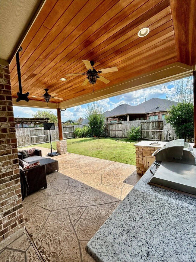 Building Photo - 27239 Aspen Falls Ln