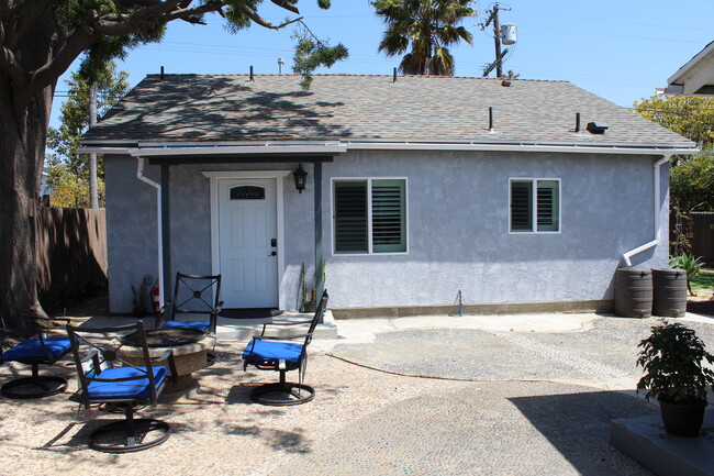 Building Photo - 8864 Earhart Ave