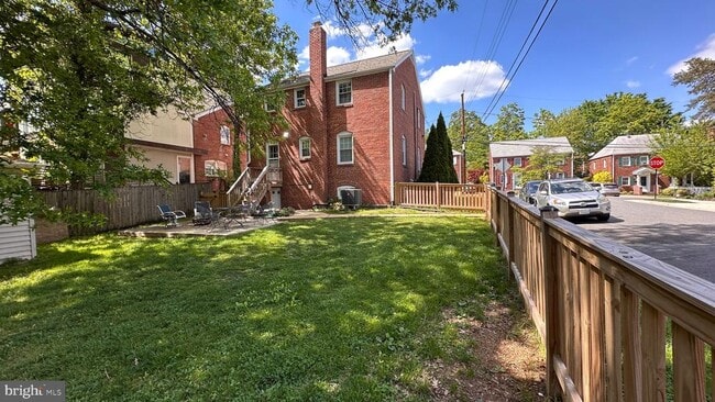 Building Photo - 4820 9th St N