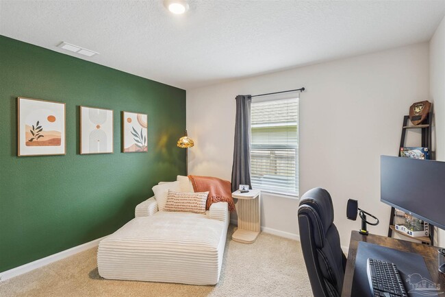 Building Photo - 5260 Peach Dr