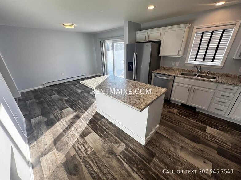 Building Photo - 110 Rocky Rdg Dr