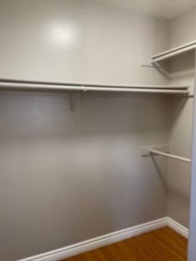 Interior Photo - Schrader Apartments, LLC
