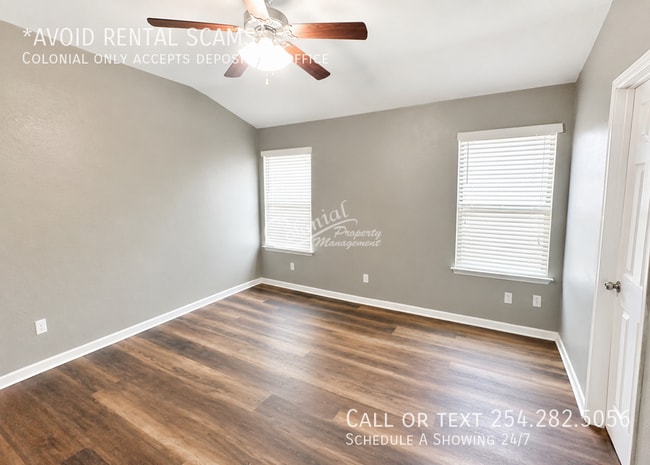 Building Photo - 5829 Huntington Dr