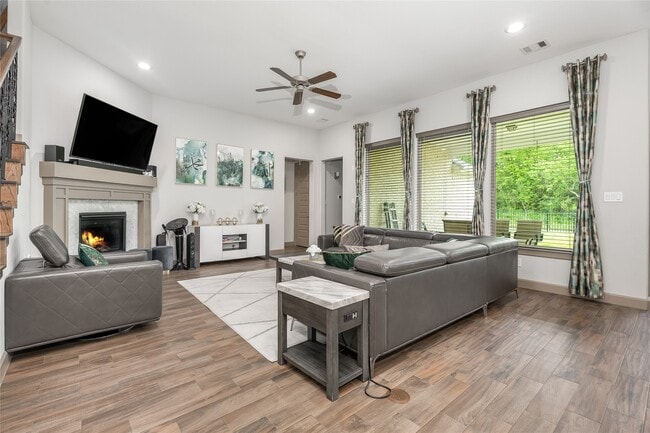Building Photo - 2236 Bayou Cove Ln