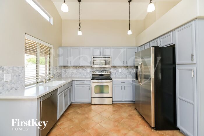 Building Photo - 2834 S Paseo Loma