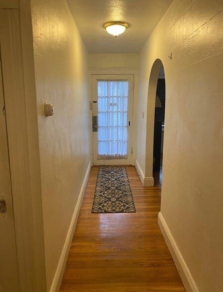 Building Photo - 89 Westbourne Terrace