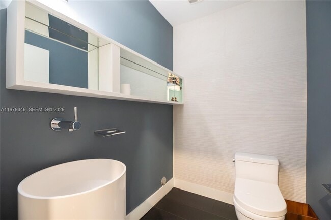 Building Photo - 40 S Prospect Dr