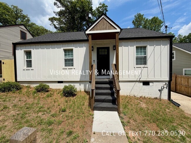 Building Photo - 1255 Campbellton Rd SW