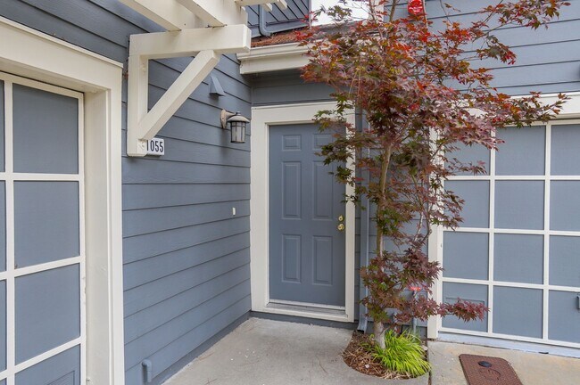 Building Photo - 2BR/2.5BA Pet-Friendly Townhome with Loft, Pool & 2-Car Garage | Foster City | YouTube Tour