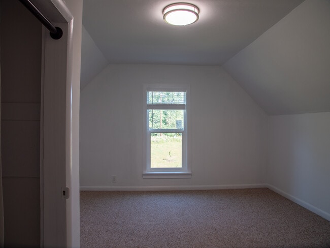 Building Photo - 22745 OR-240