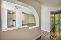 Building Photo - Hancock Villa