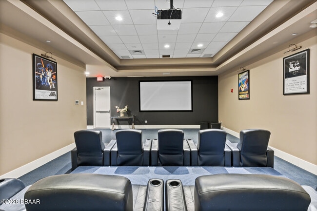 Building Photo - 241 Riverside Dr