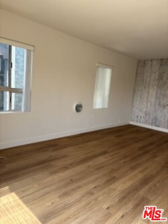 Building Photo - 120 Hurricane St