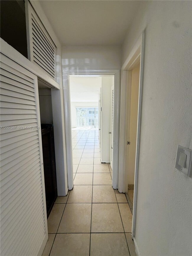 Building Photo - 7340 SW 82nd St