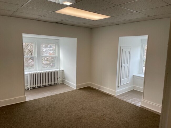 Building Photo - 502 Madison Ave