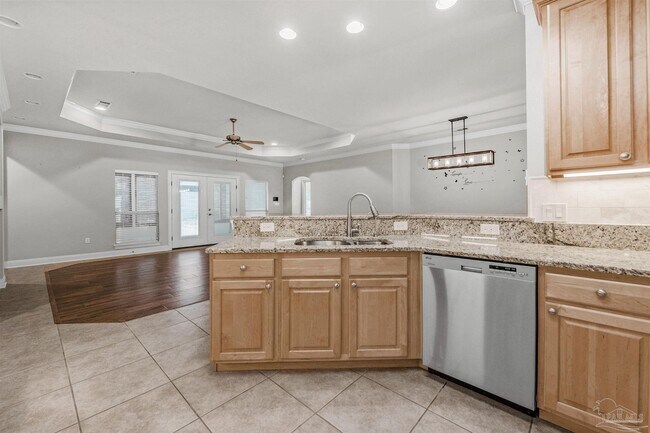 Building Photo - 2523 Pine Forest Rd