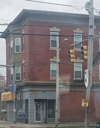 Building Photo - 400 Broadway