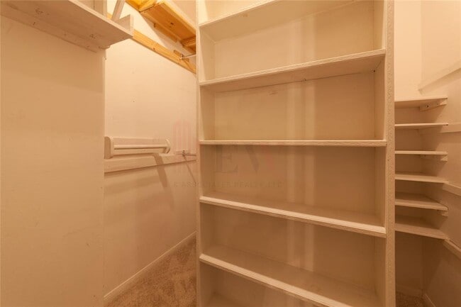 Building Photo - 3780 Tanglewilde St