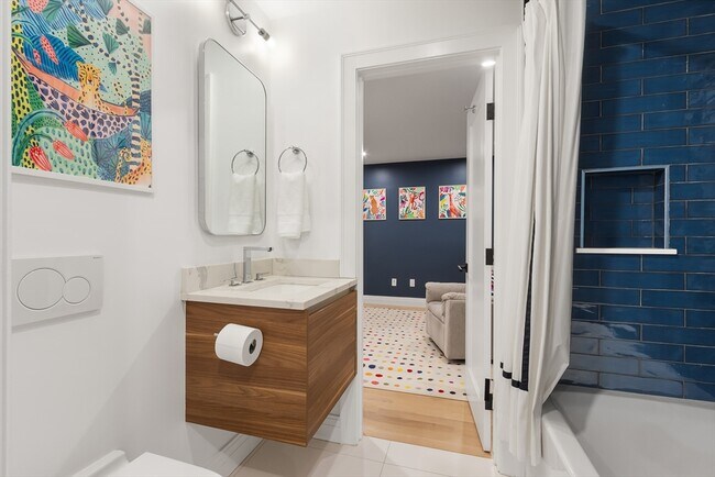 Building Photo - 69 Montgomery St