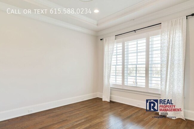 Building Photo - 9220 Lehigh Dr