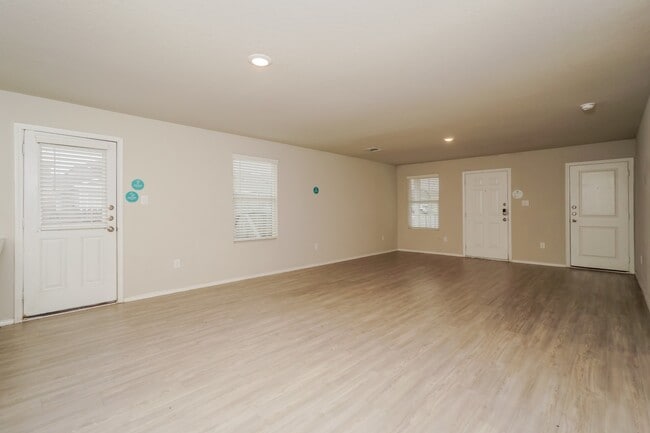 Building Photo - 6452 Pickaxe Way