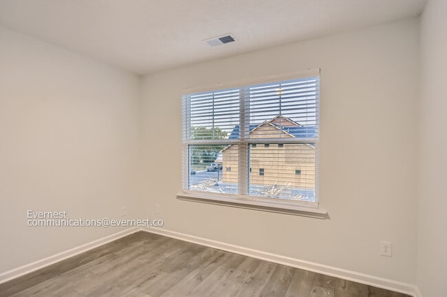 Building Photo - 351 Raines Ct