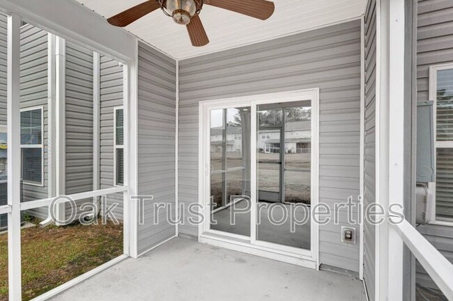 Building Photo - 504 Truman Dr