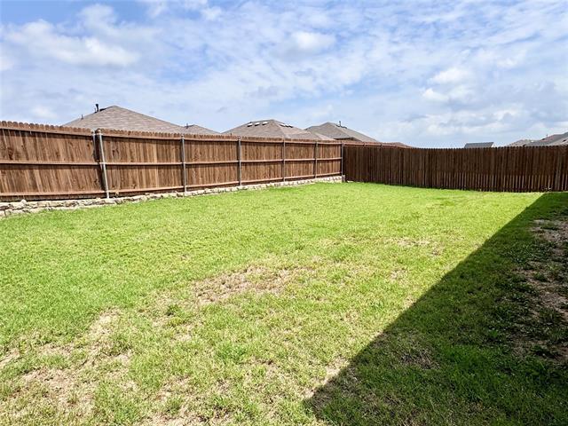 Building Photo - 2924 Rosemount Ln