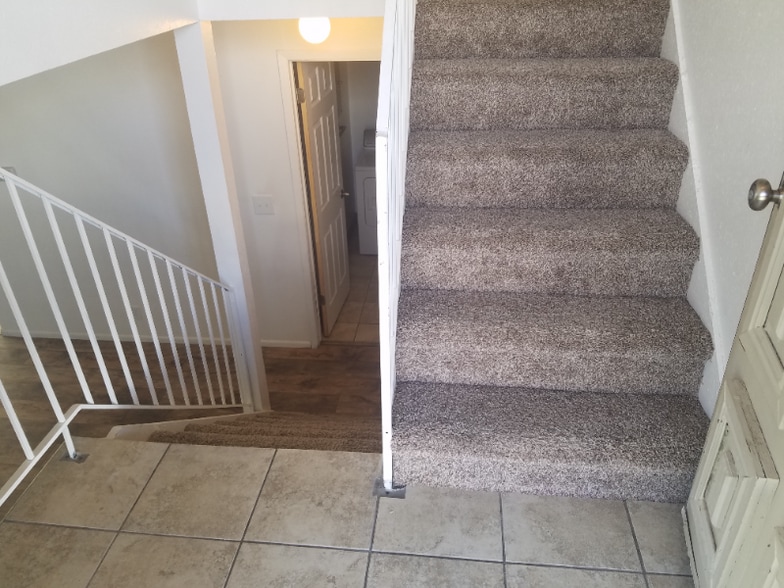 Building Photo - 309 N 100 E