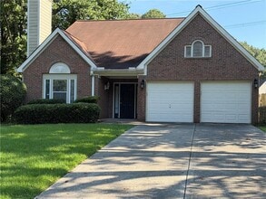 Building Photo - 4654 Hampton Chase