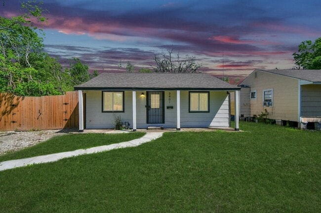 Building Photo - 3401 Nathaniel Brown St