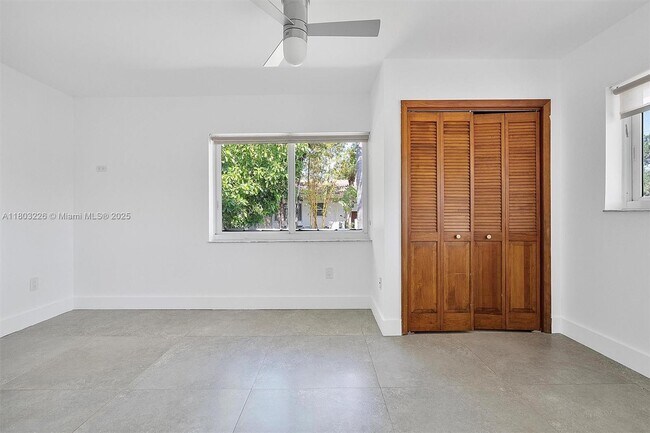 Building Photo - RIVER BAY PARK